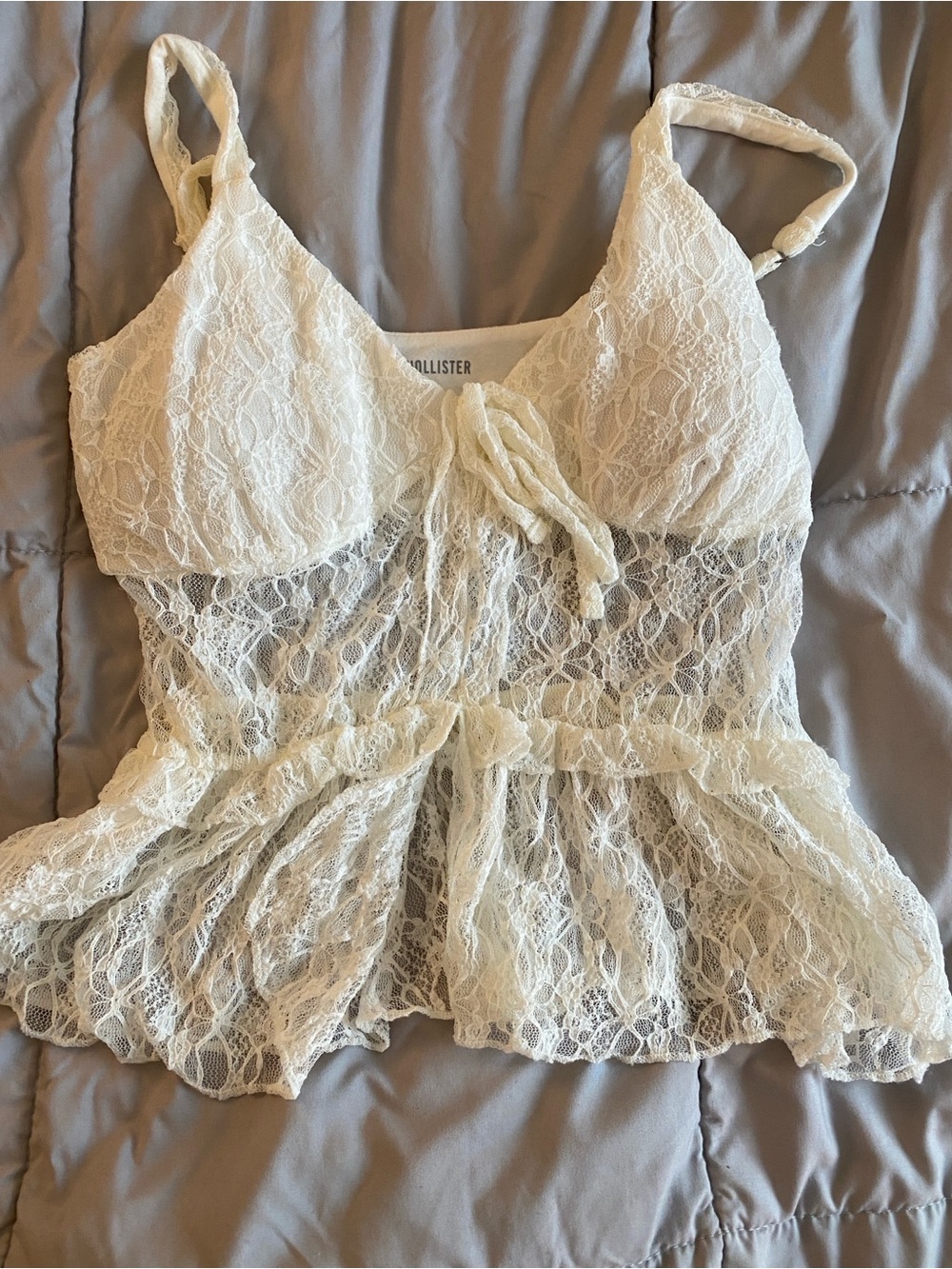 Hollister Lace Ruffle Top - Picture 4 of 4